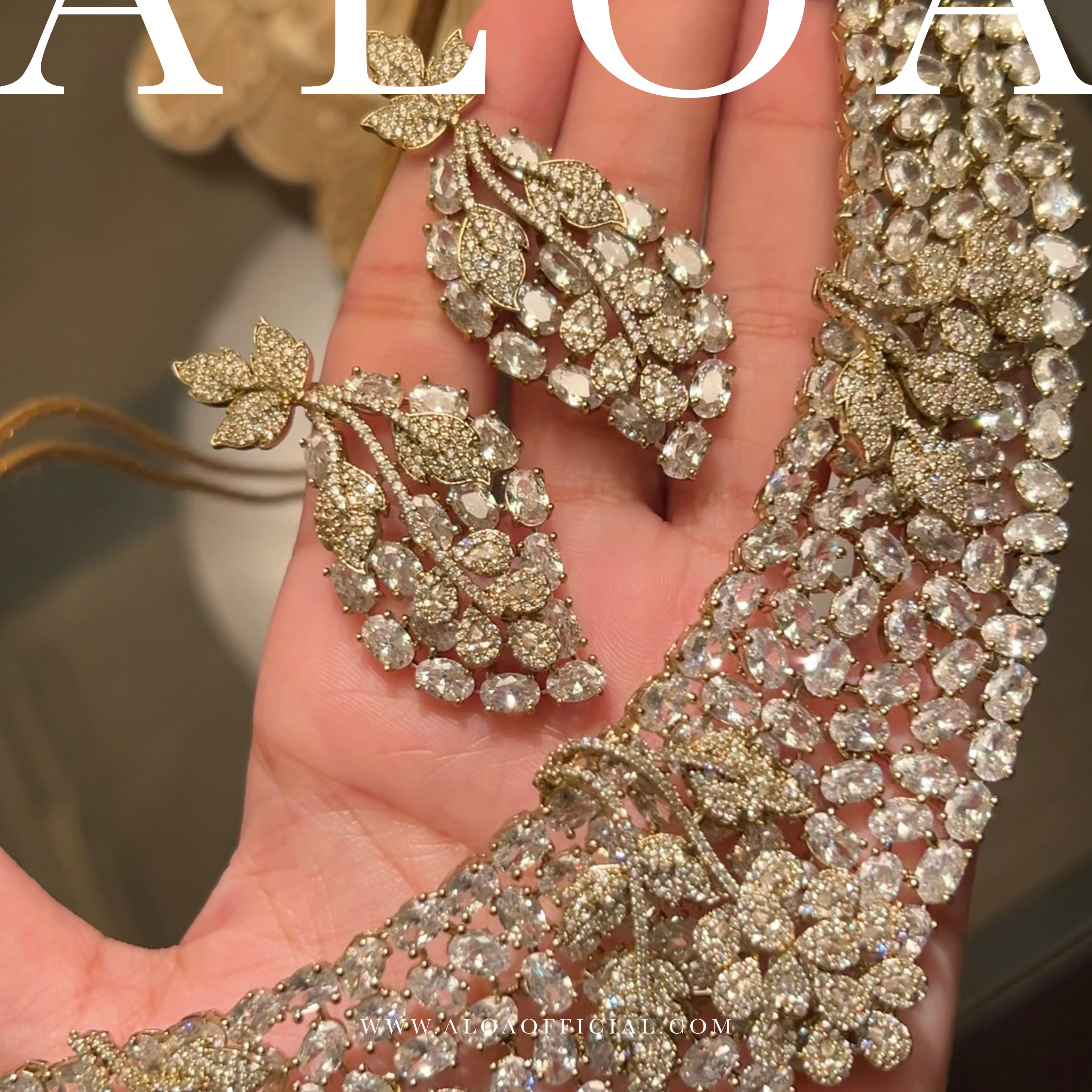 The Flora Statement Necklace