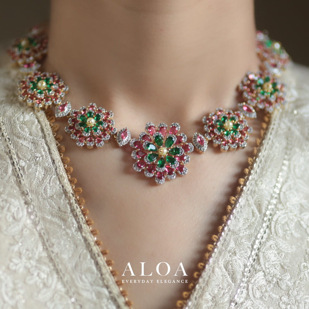 Flower Necklace Set