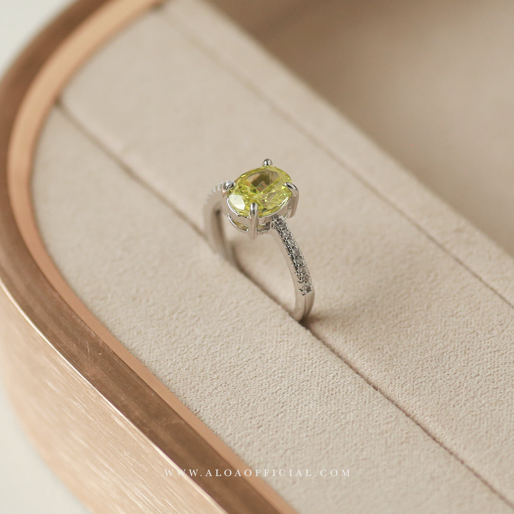 Elaria Adjustable Ring