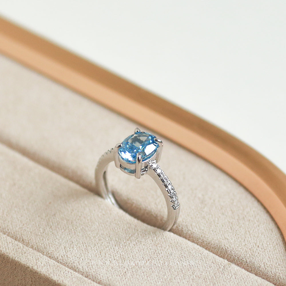 Elaria Adjustable Ring