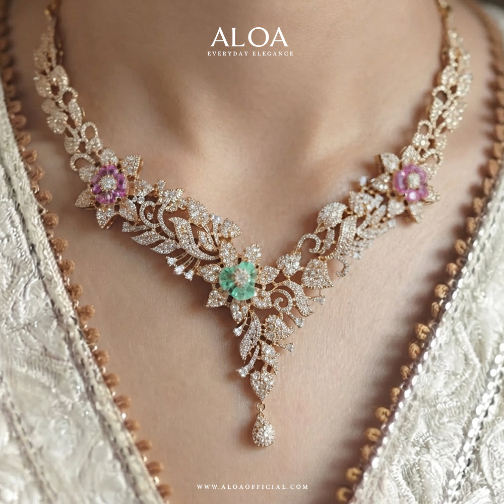 Floral Necklace Set