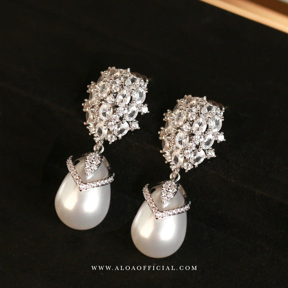 Silver Gleam Pearl Drops