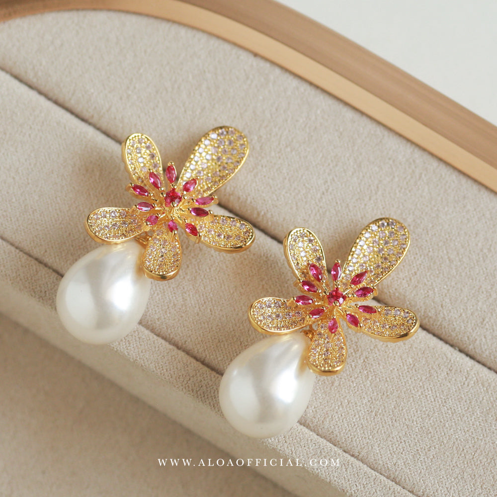 Golden Blossom Pearl Drops