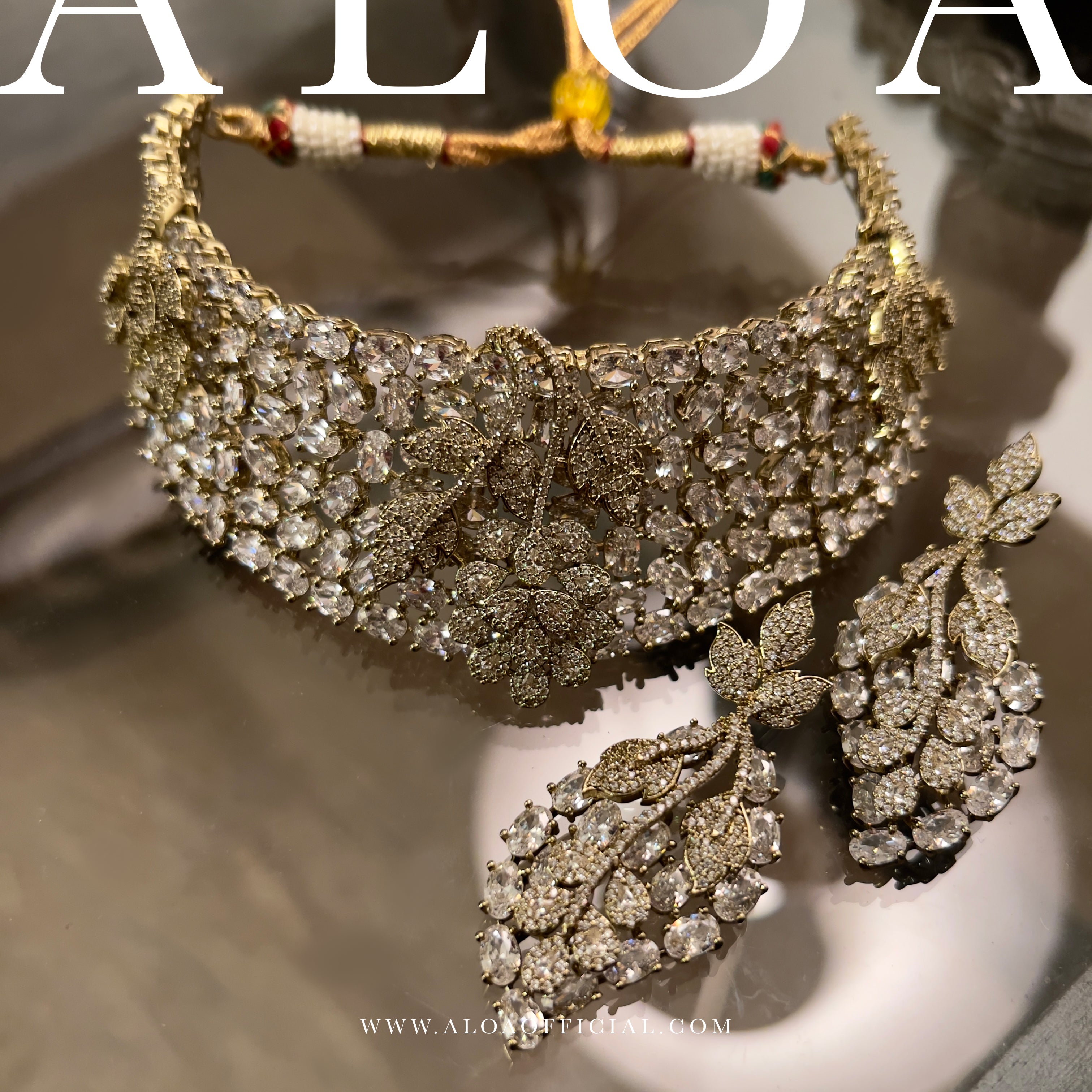 The Flora Statement Necklace