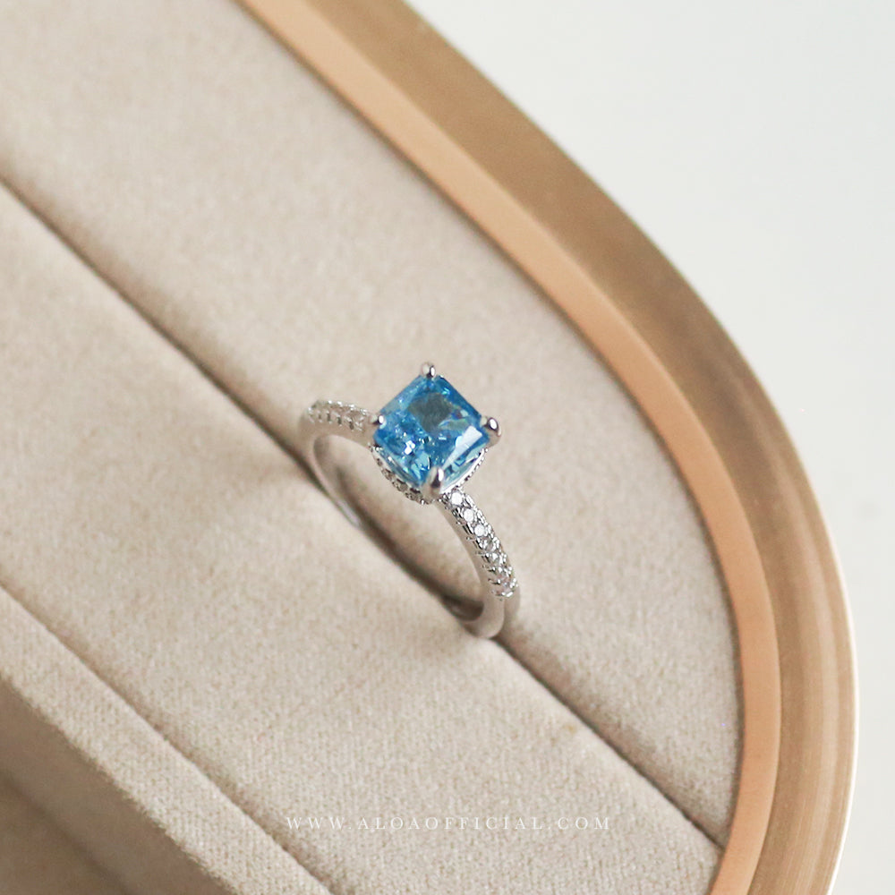 Dreamweaver Adjustable Ring