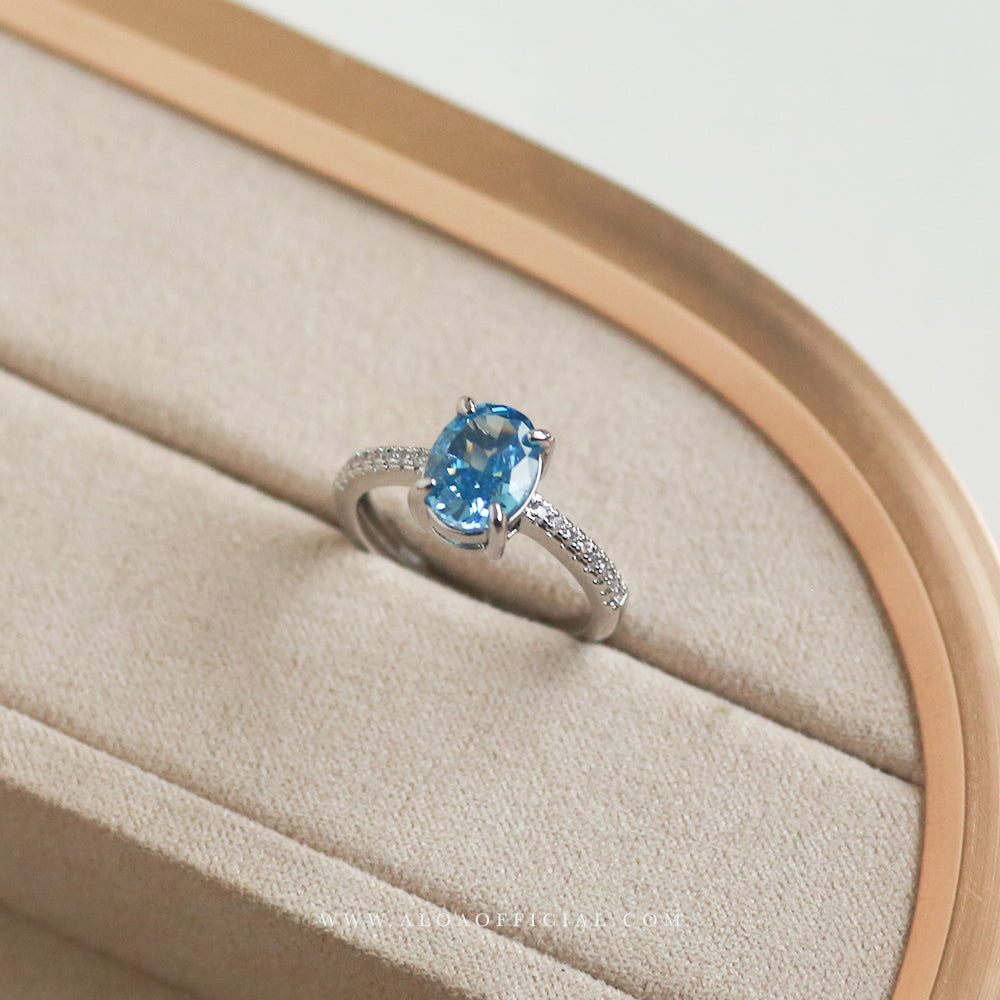 Elaria Adjustable Ring