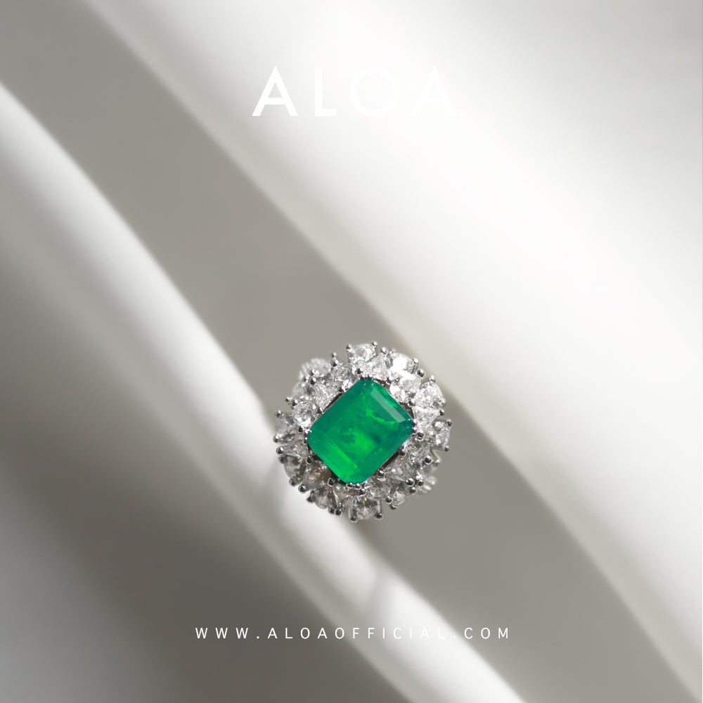 Aloa Starry Eyed Ring