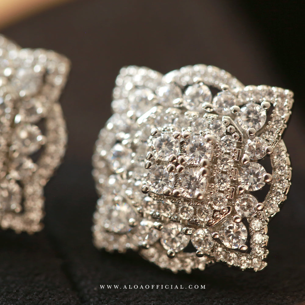 GlimmerBuds | Stud Earrings