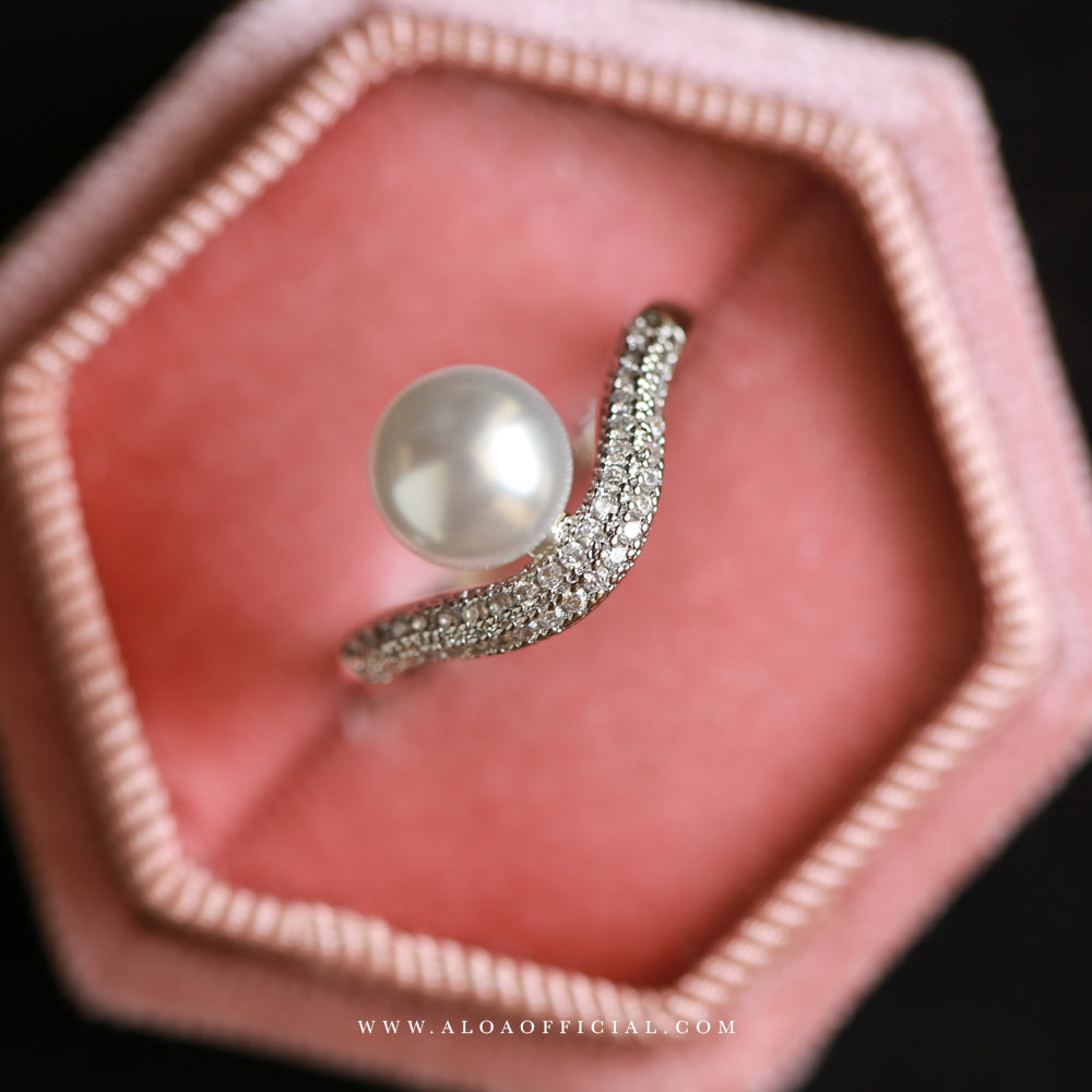 The Pearl Empress Ring