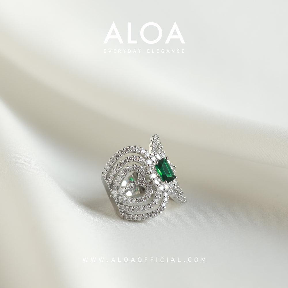 Emerald Elegance - Adjustable Ring