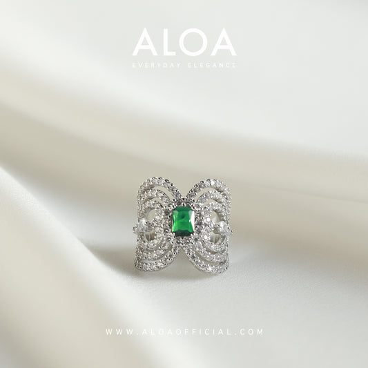 Emerald Elegance - Adjustable Ring