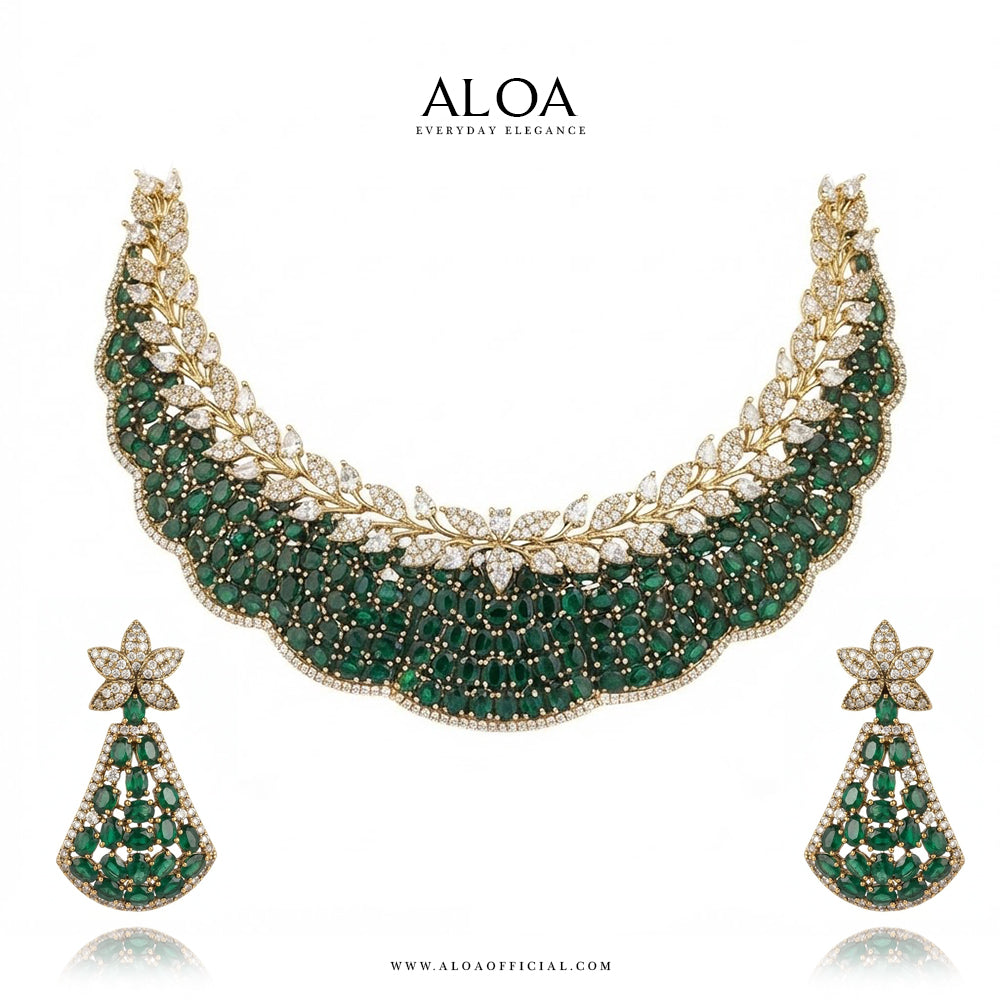 Emerald & Diamond Collar Set