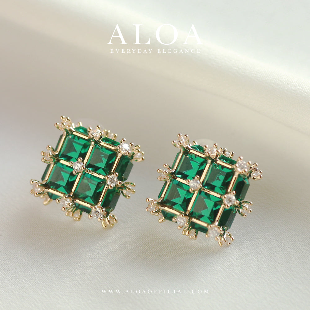 Emerald Cocktail Earring