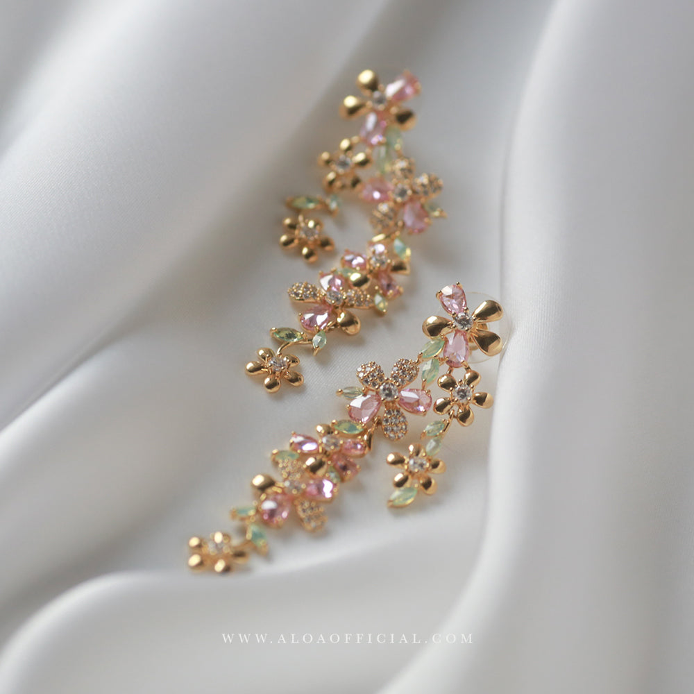 Blooming Grace – Floral Earrings