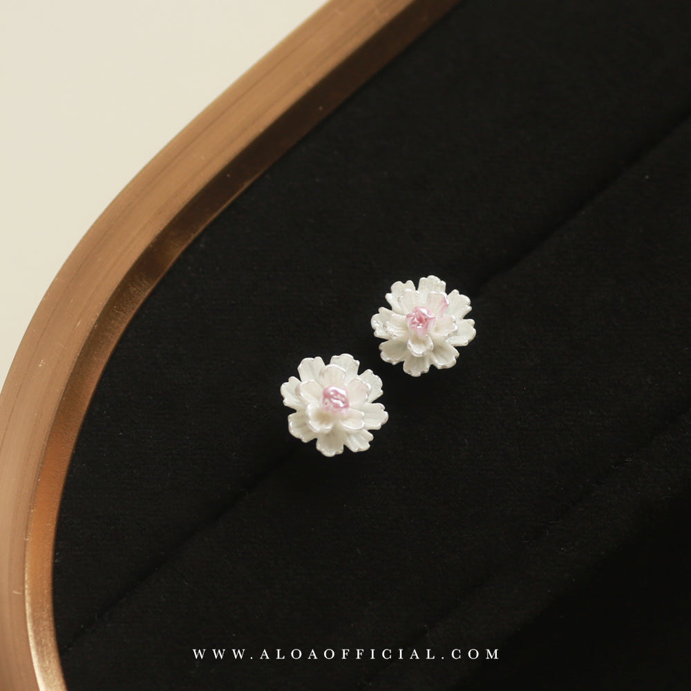 Dainty White Flower Studs