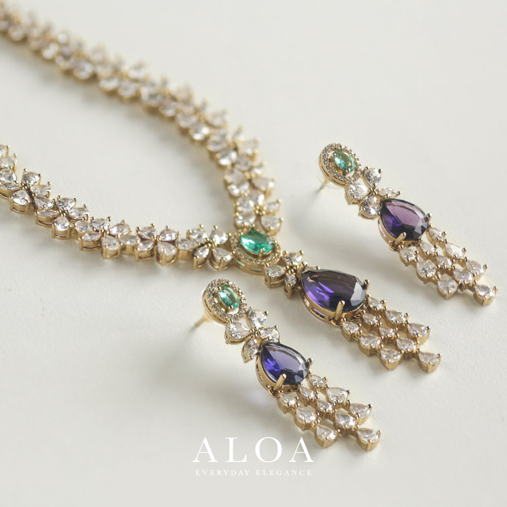 Sovereign Sparkle Neckalce Set