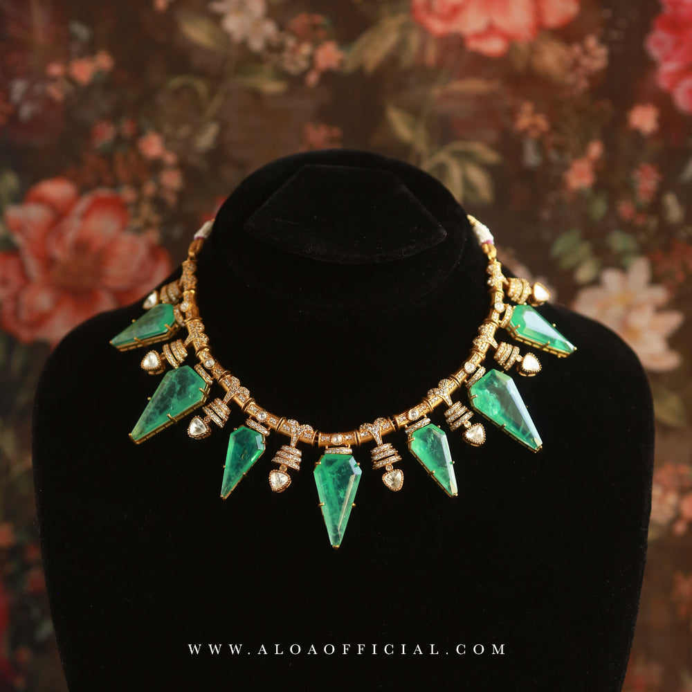 Mughal Majesty: Spiky Formal Bridal Necklace Set