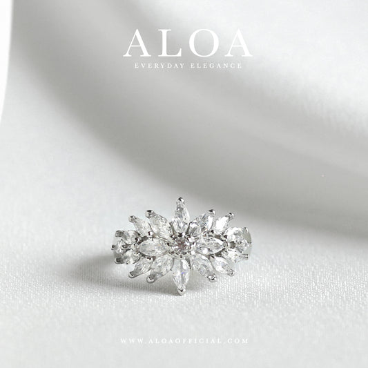 Floral Majesty Zirconia Ring
