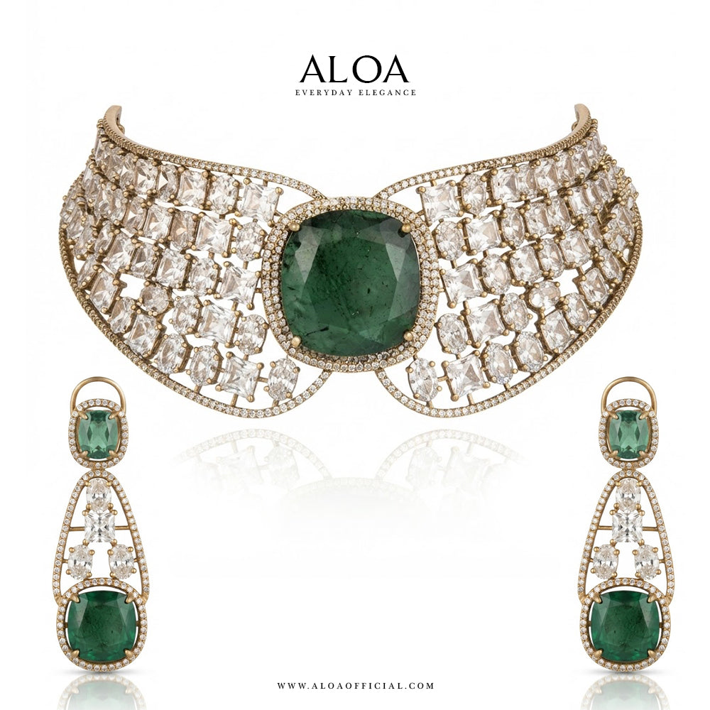 Statement Choker Set