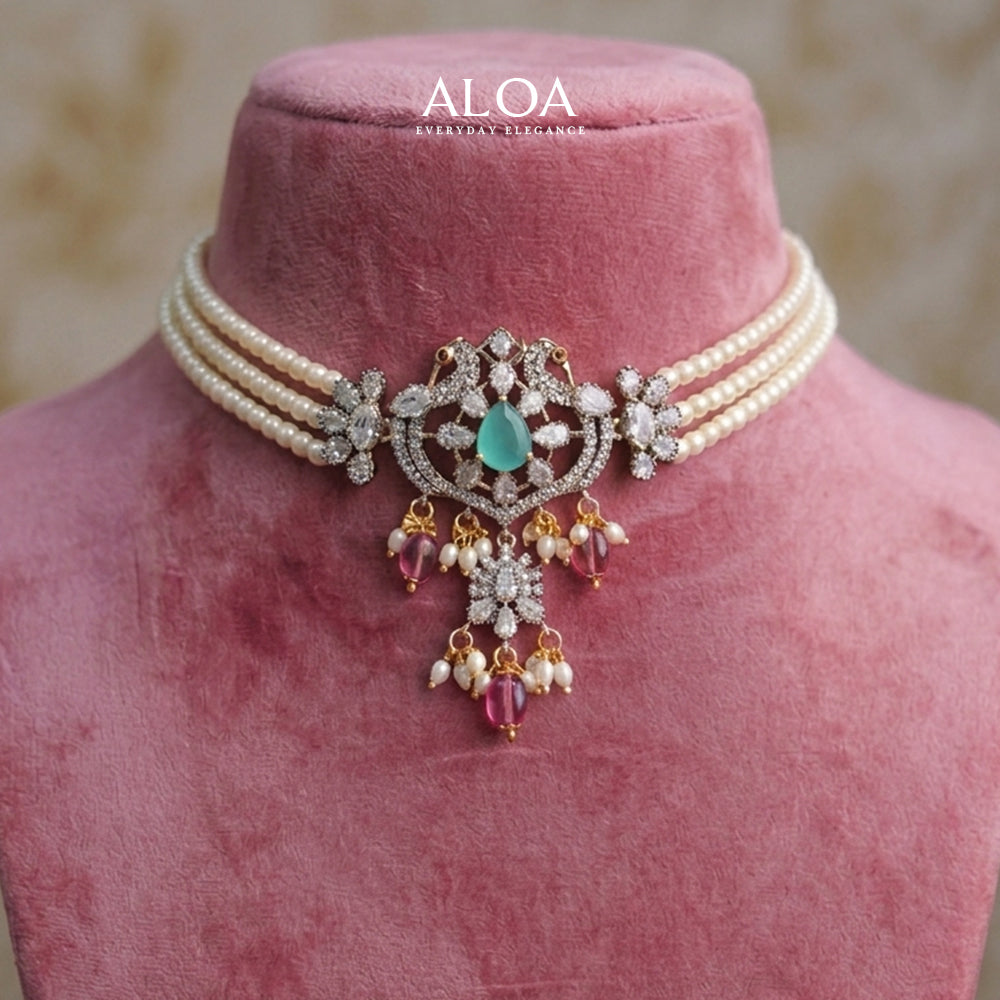 The Lysandra Choker