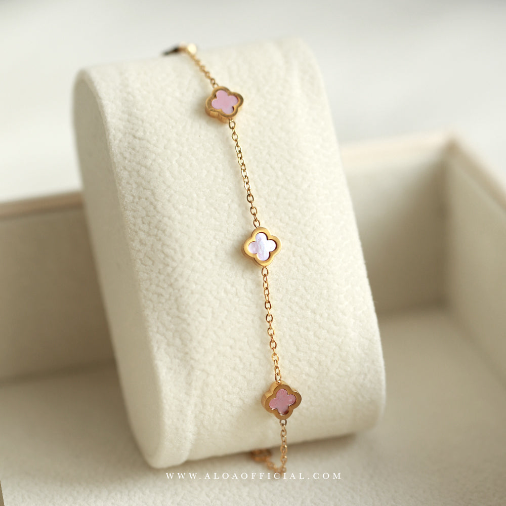 Dainty Gold Plated Bracelet