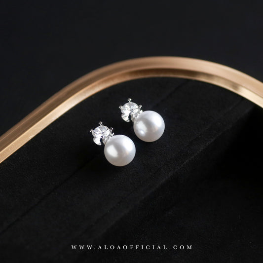 Luxe Pearl and Cubic Zirconia Stud Earrings