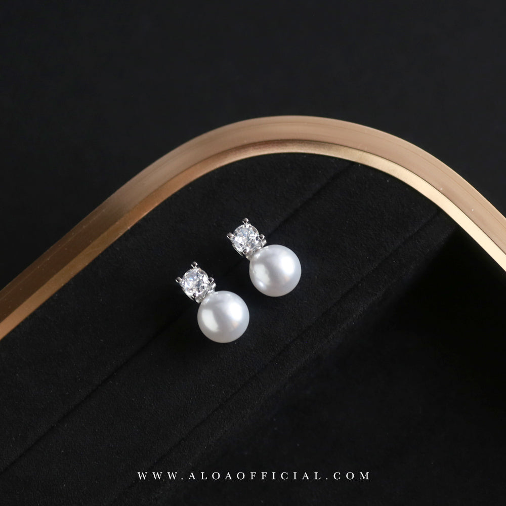 Luxe Pearl and Cubic Zirconia Stud Earrings