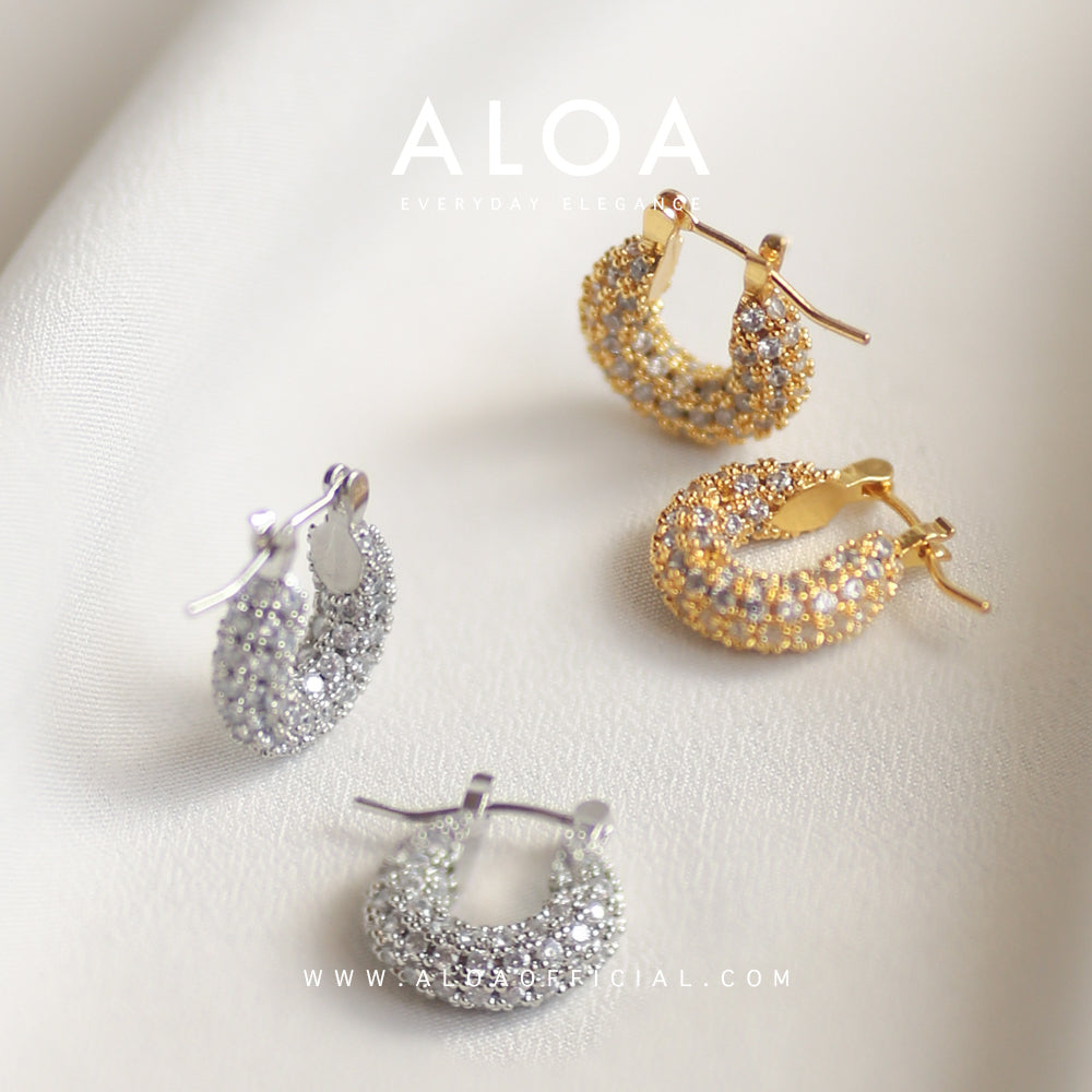 Minimal Zircon Huggies Hoops